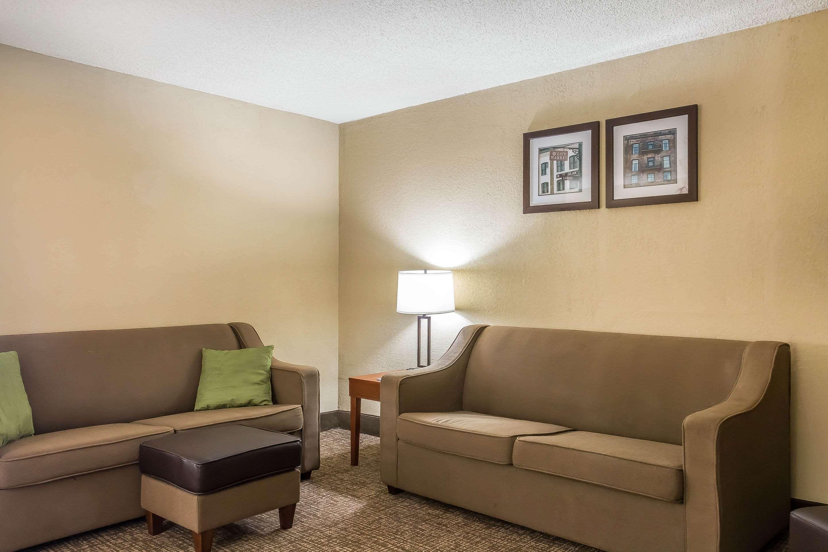 Comfort Inn Savannah Bagian luar foto