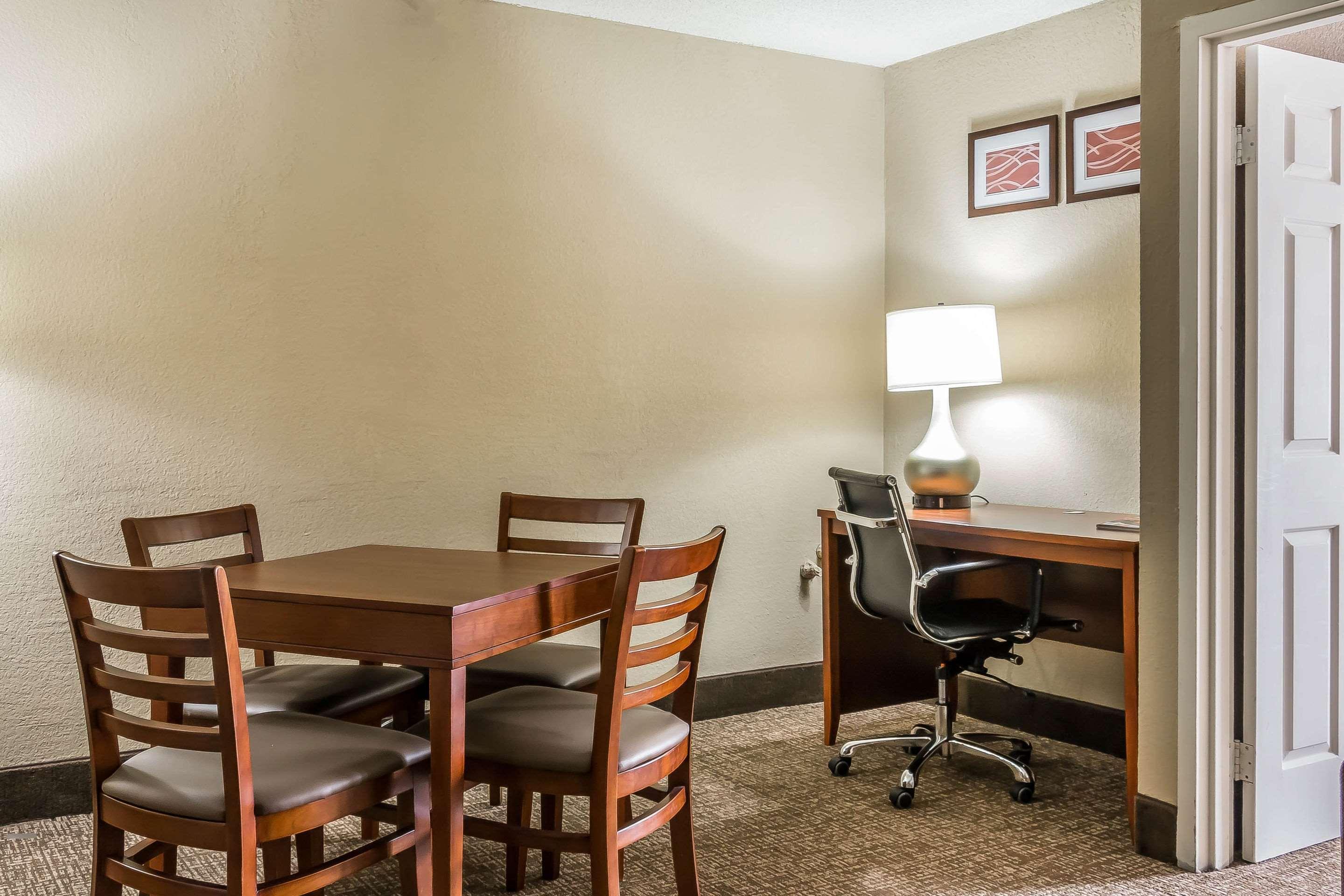Comfort Inn Savannah Bagian luar foto