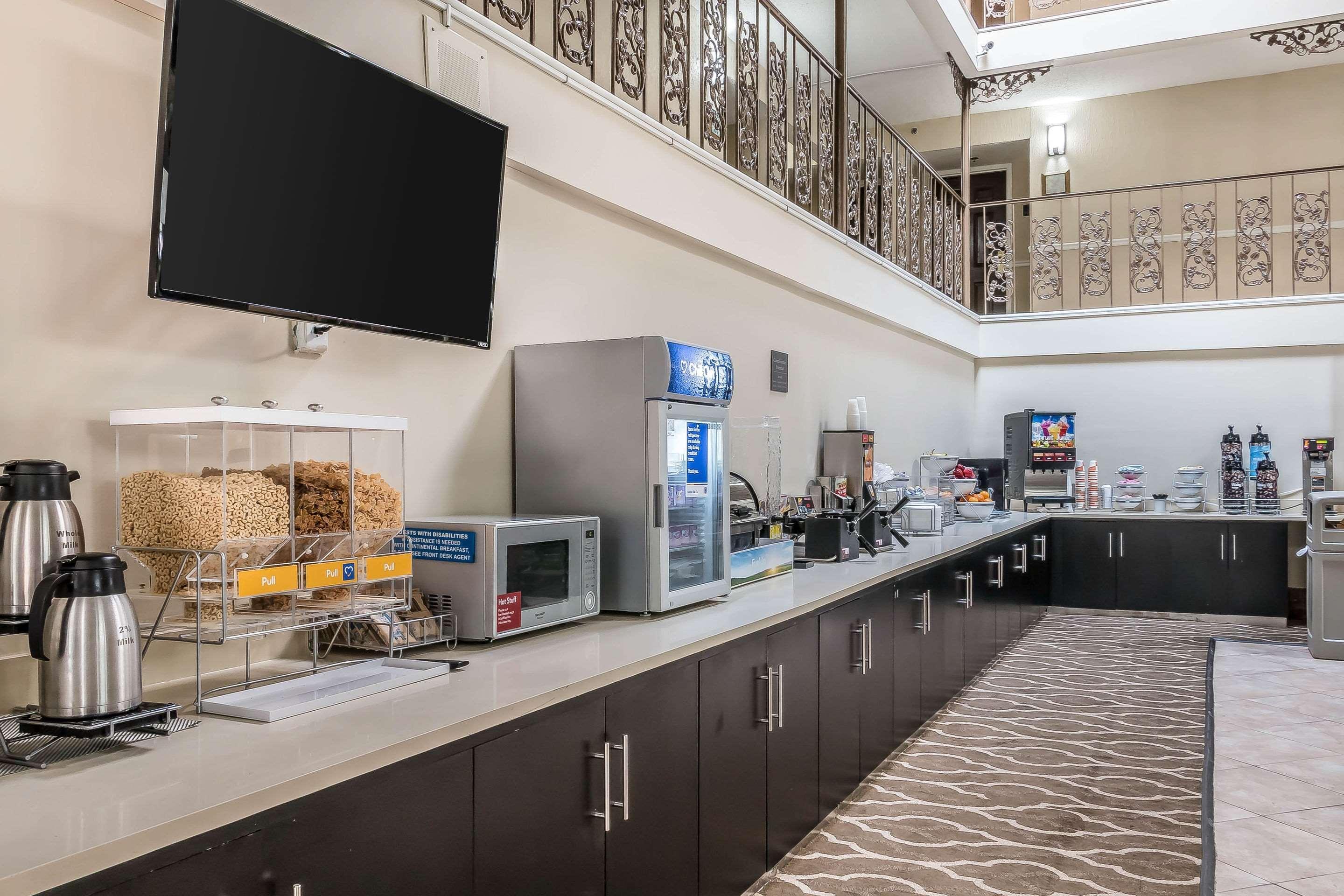 Comfort Inn Savannah Bagian luar foto
