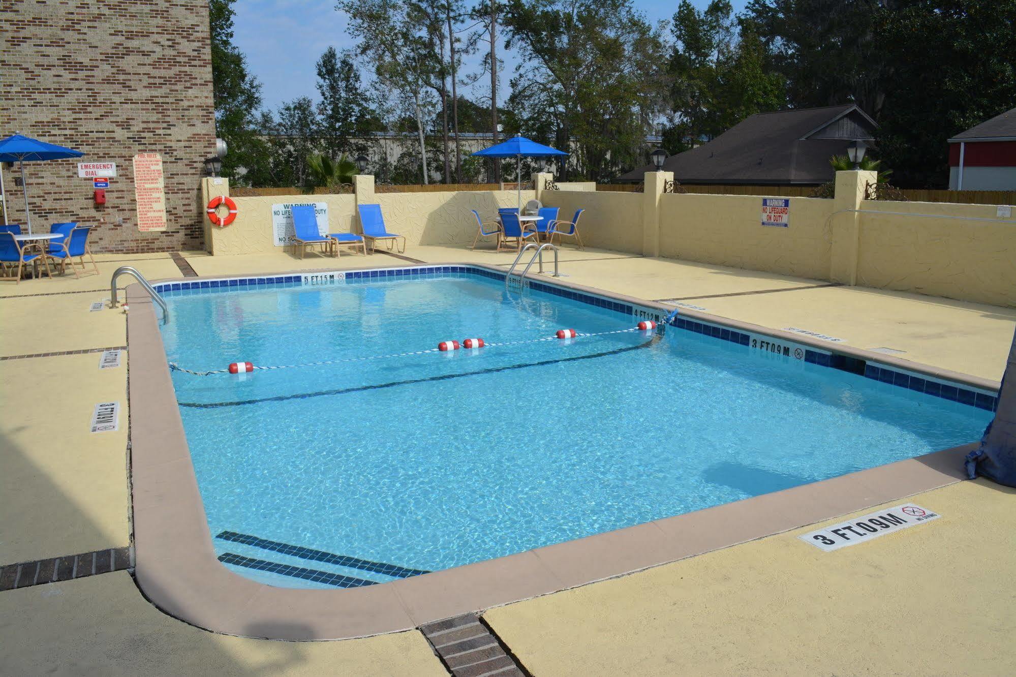 Comfort Inn Savannah Bagian luar foto