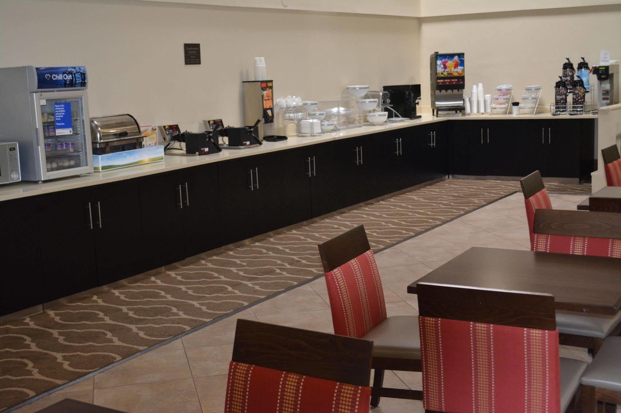 Comfort Inn Savannah Bagian luar foto