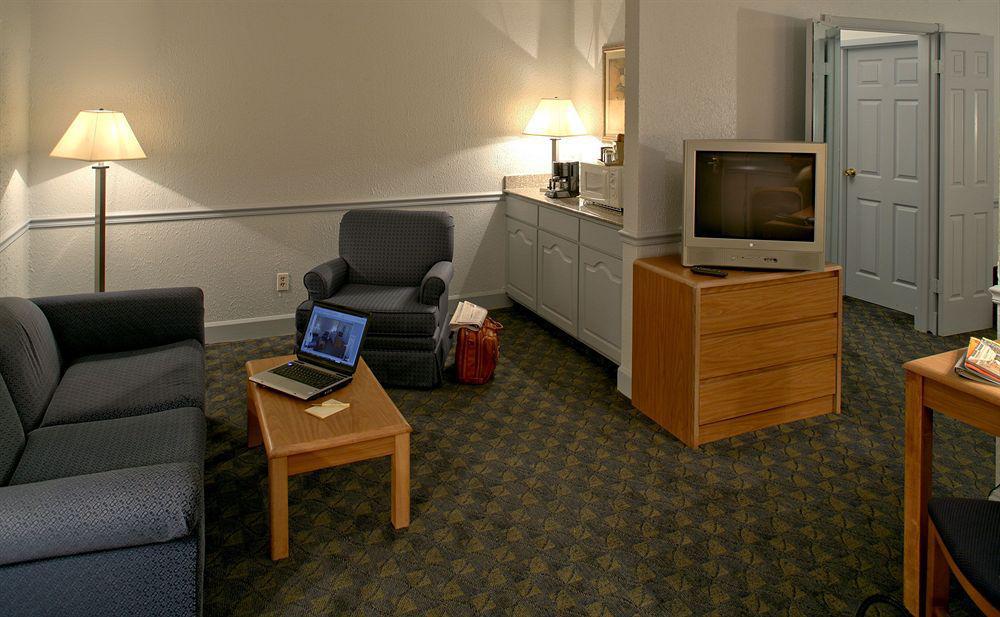 Comfort Inn Savannah Ruang foto